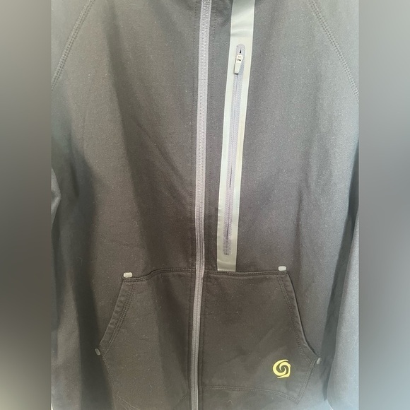 Active Zone Black Zip-Up Sweater - Picture 4 of 6